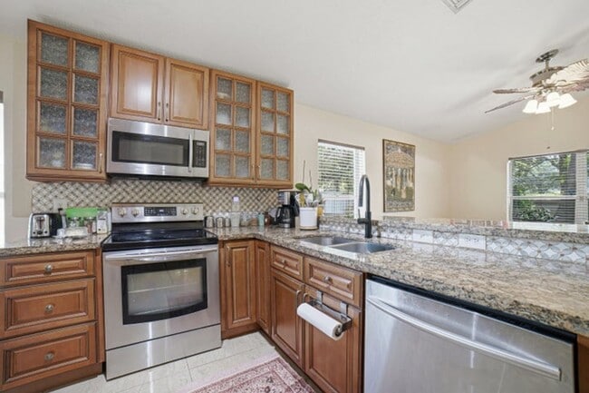 Building Photo - 2036 NW 183rd Cir