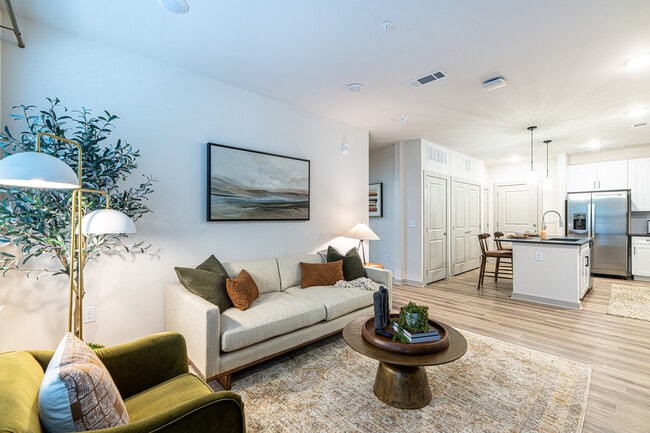 Apartamentos Livano-10 - Livano Knoxville