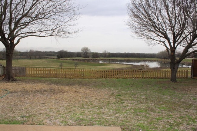 Photo - 6213 Covington Dr