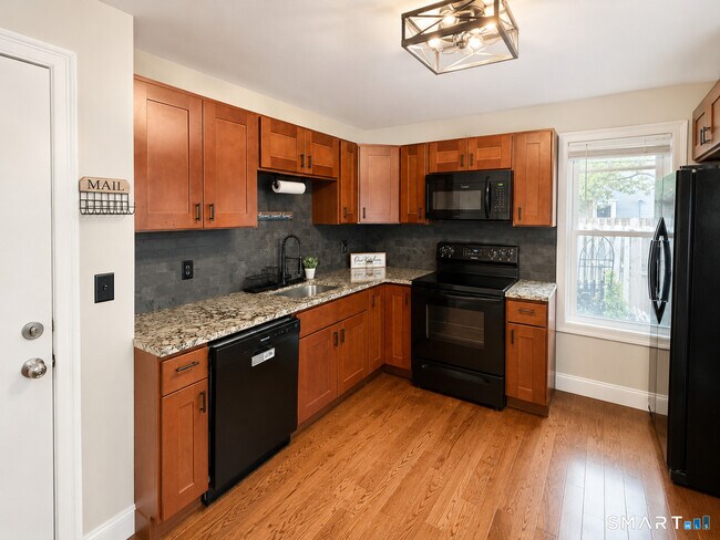 Photo - 53 Prospect St Unit 1R