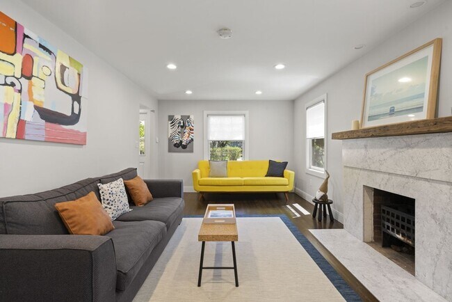 Photo - 265 Jackson St