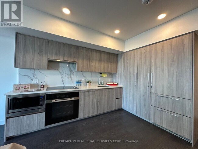 Photo - 1 Concord Cityplace Wy Unit 1010