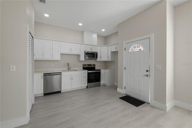 Photo - 6974 BELLTREE Ct