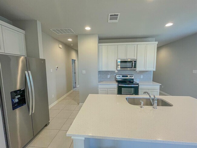 Photo - 465 Unforgiven Ln