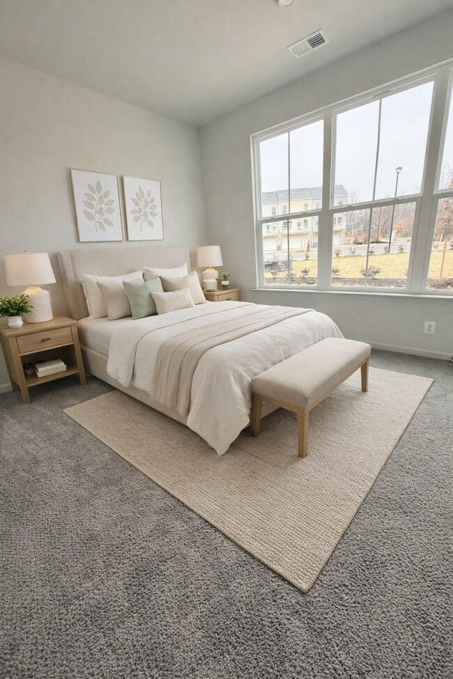 Photo - 10165 Queens Wy