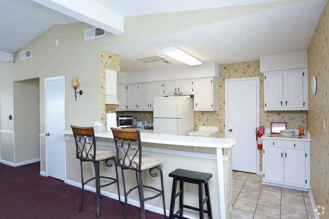 Summit Ridge Apartments