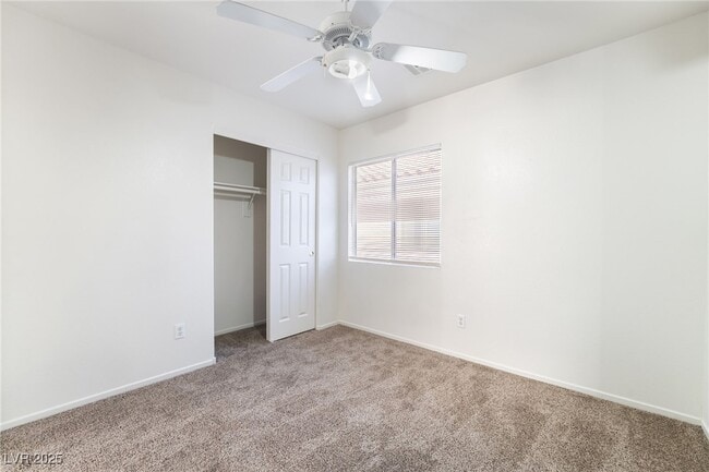 Photo - 5941 Crumbling Ridge St