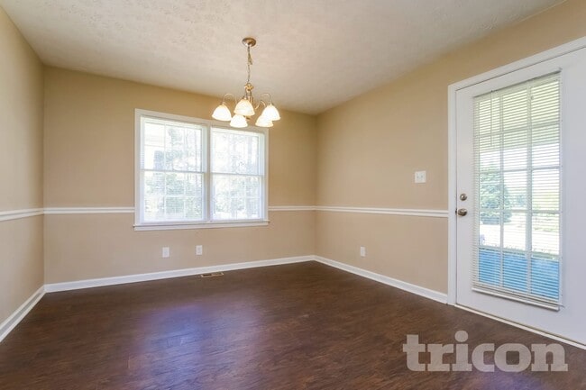Photo - 2318 Lawrenceville-Suwanee Rd