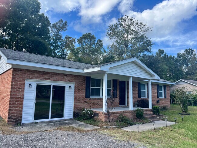Photo - 109 Shearin Hills Dr
