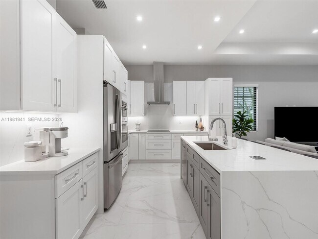 Photo - 1484 SW 32nd St