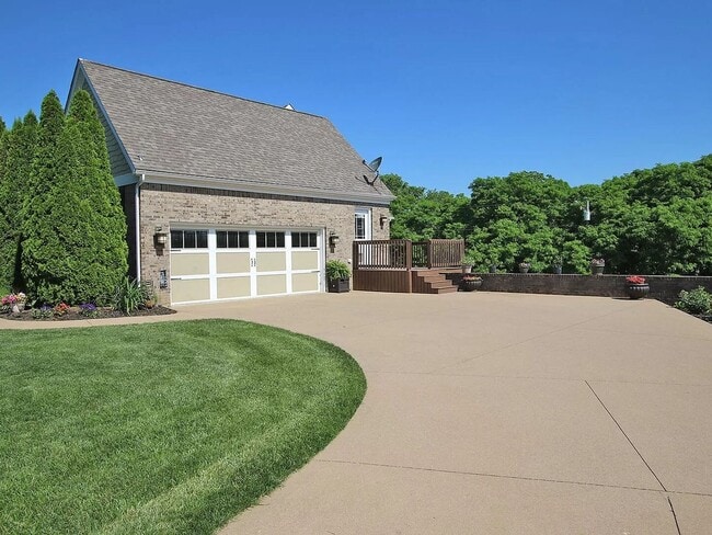 Photo - 109 Lantern Trail