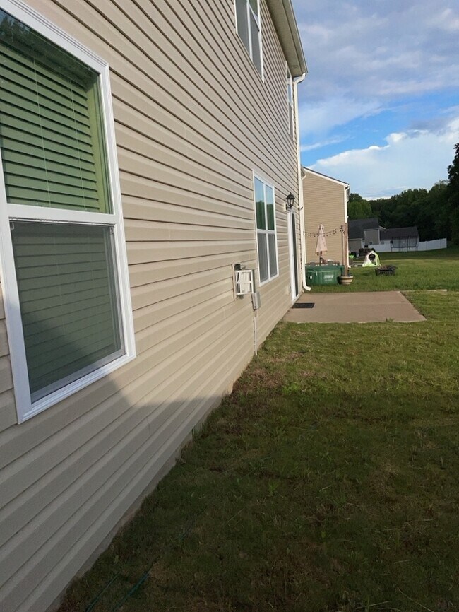 Photo - Beautiful Fountain Inn Home