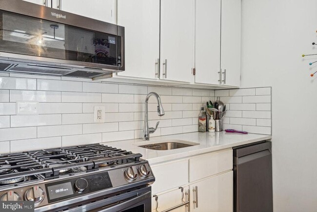 Photo - 1280 21st St NW Unidad 602