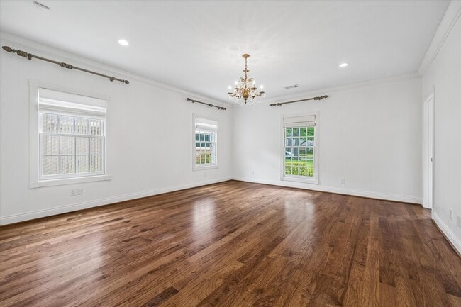 Photo - 5210 Meadow Lake Ln