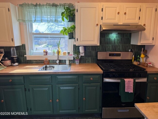 Building Photo - 410 Fifth Avenue Unit 2R