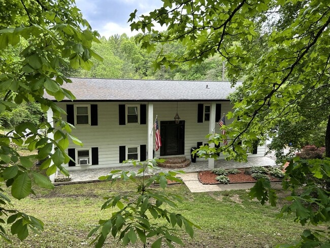 Charming Split-Level Home with Spacious Ya... - Charming Split-Level Home with Spacious Ya...