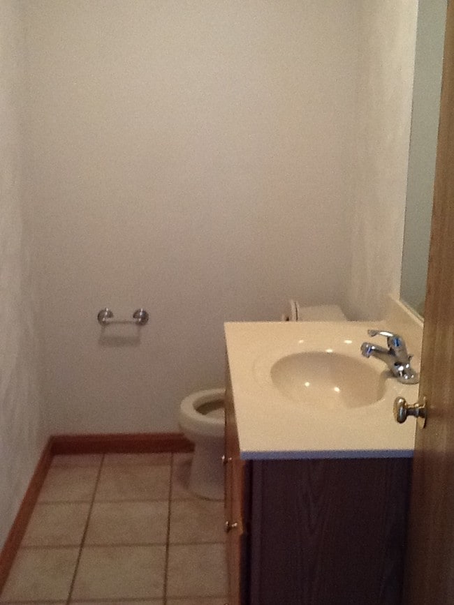 Photo - 833 Lowell Ave