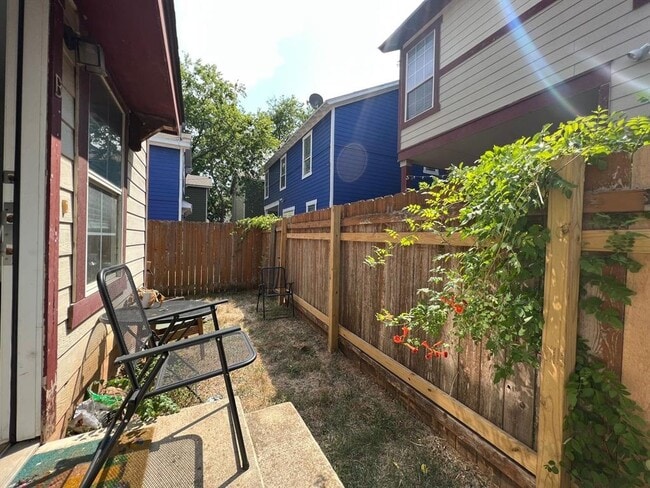 Photo - 5409 Evans Ave