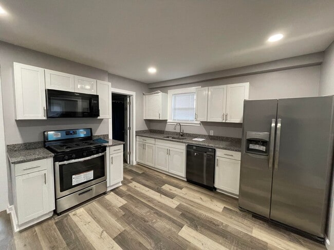 Building Photo - 151-153 Leighton St. Unit 1