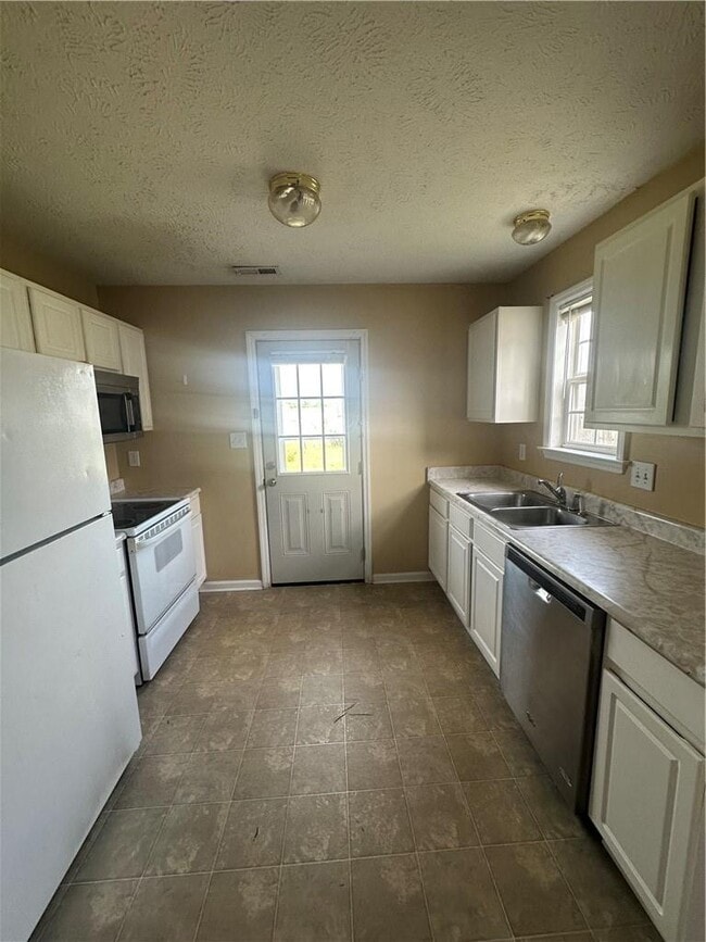 Photo - 2532 Cameron Woods Ln