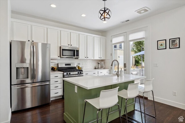 Photo - 10606 S Redknife Dr