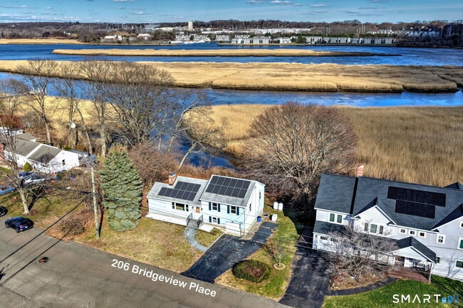 Building Photo - 206 Bridgeview Pl