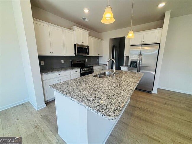 Photo - 206 Bastian Dr