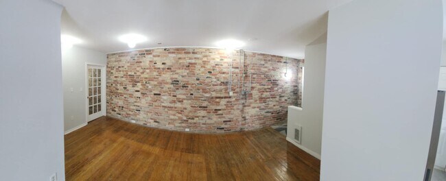 Photo - Beautiful 2 Bedroom in Leslievilel Unit 1