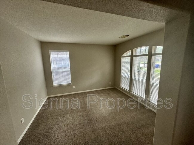 Photo - 1507 Avery Elissa Ln