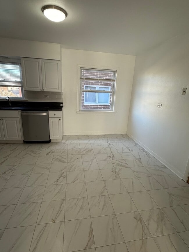 Photo - 511 Summit Ave Unit 2R