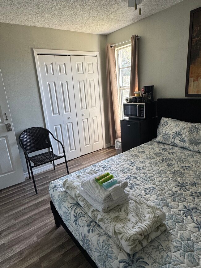 3801 Kimball Ave