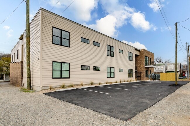 Photo - 3308 E Marshall Street