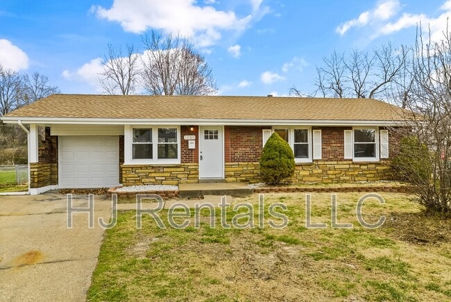 Building Photo - 1201 Billings Dr