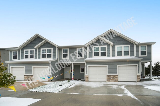 Photo - 341 N 5th Ter