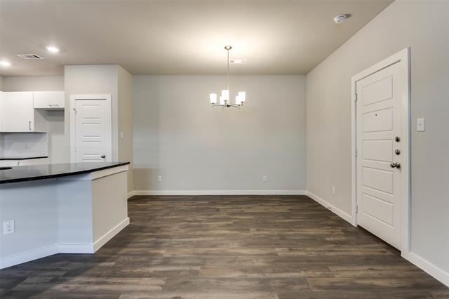 Photo - 649 Blackland dr