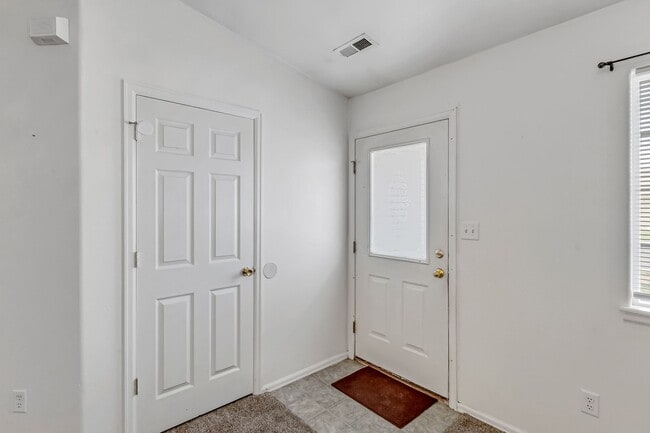 Photo - Charming 3-Bedroom Home in a Prime Location