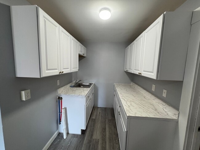 Photo - 412-414 Manchester St. Unit 414-2