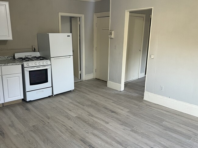 Photo - 14 Monument Sq Unit 4-11