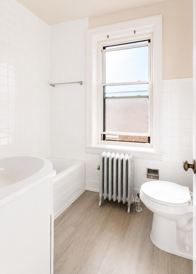 Photo - 3806 W Irving Park Rd Unit 8