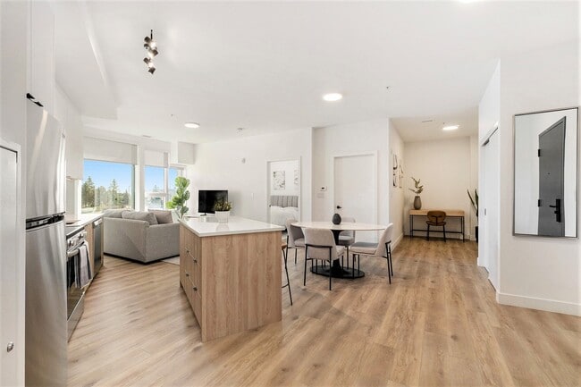 Building Photo - The Monterey