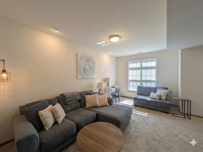 Photo - 4878 Innovation Dr