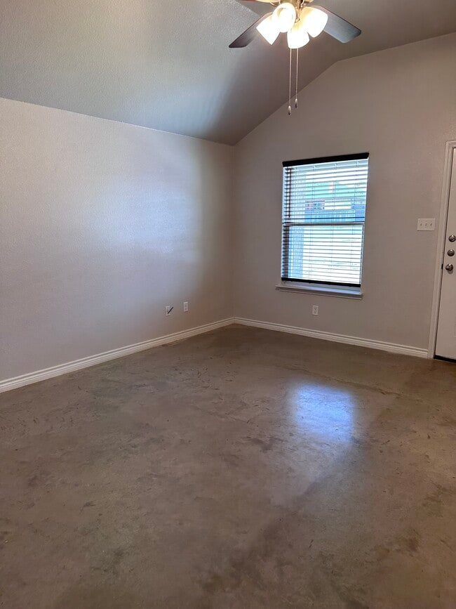 Photo - 1239 Liberation Ln Unit B