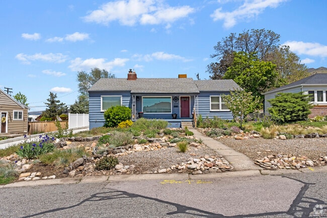 Building Photo - Canyon Rim Rental