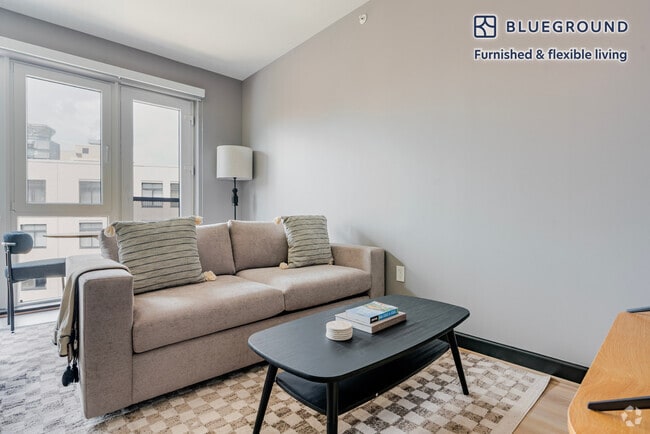 Building Photo - 1313 L St NW Rental