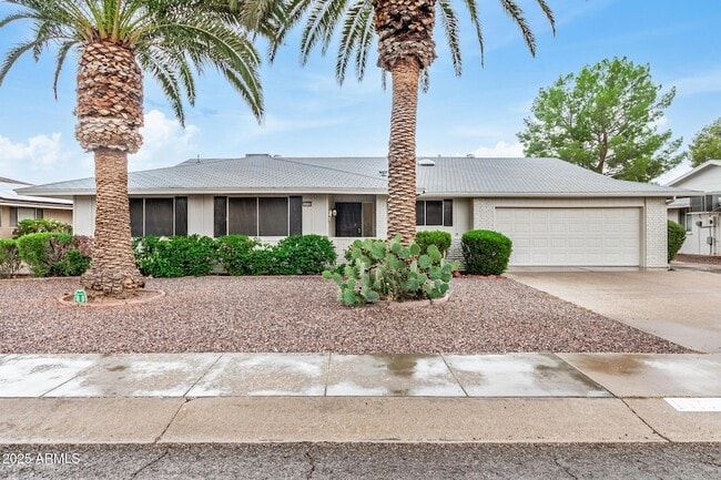 Building Photo - 10725 W El Capitan Cir