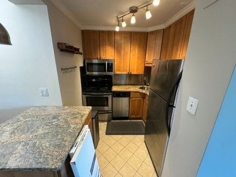 Building Photo - 1435 4th St SW Unit B201