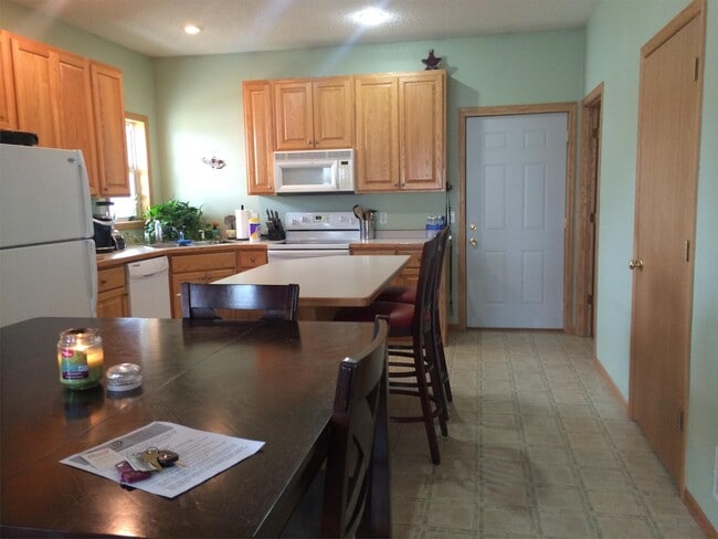 Photo - 11663 Spruce Dr