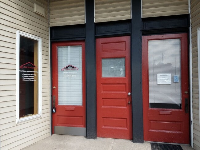 Photo - 920 Unit 920 1/2