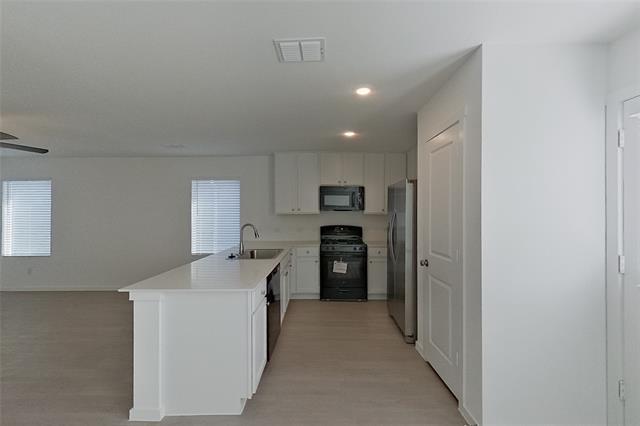 Photo - 831 Ginkgo Wy House