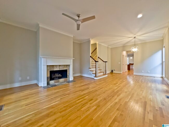Photo - 216 Hawthorn St